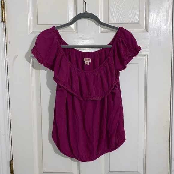 Pink top - Picture 1 of 2